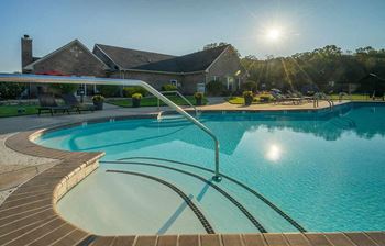 Clear pool